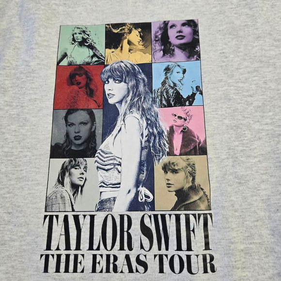 Women's Jerzees Heather Gray Taylor Swift Eras Tour Sweatshirt M - Picture 10 of 10